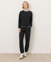 Weekends Relaxed Sweatpant