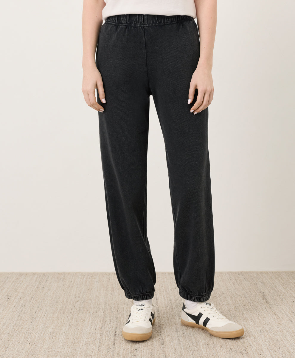 Weekends Relaxed Sweatpant